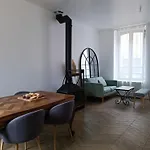 Séjour chez l'habitant Cosy Au Coeur Du Village *