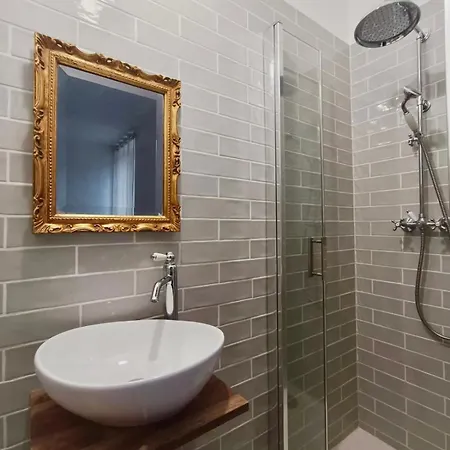 Rum i privatbostad Cosy Au Coeur Du Village *