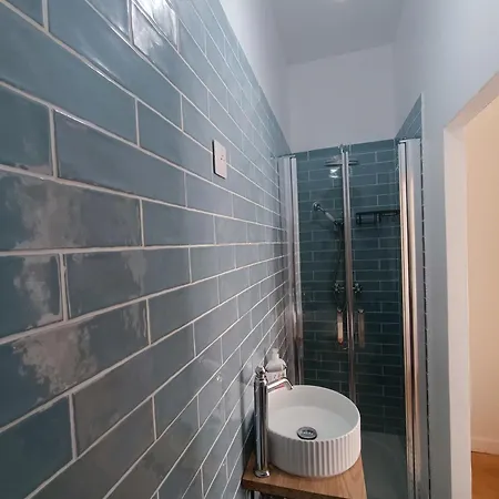 Rum i privatbostad Cosy Au Coeur Du Village *