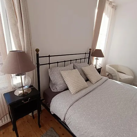 Cosy Au Coeur Du Village Rum i privatbostad Chaumont-en-Vexin